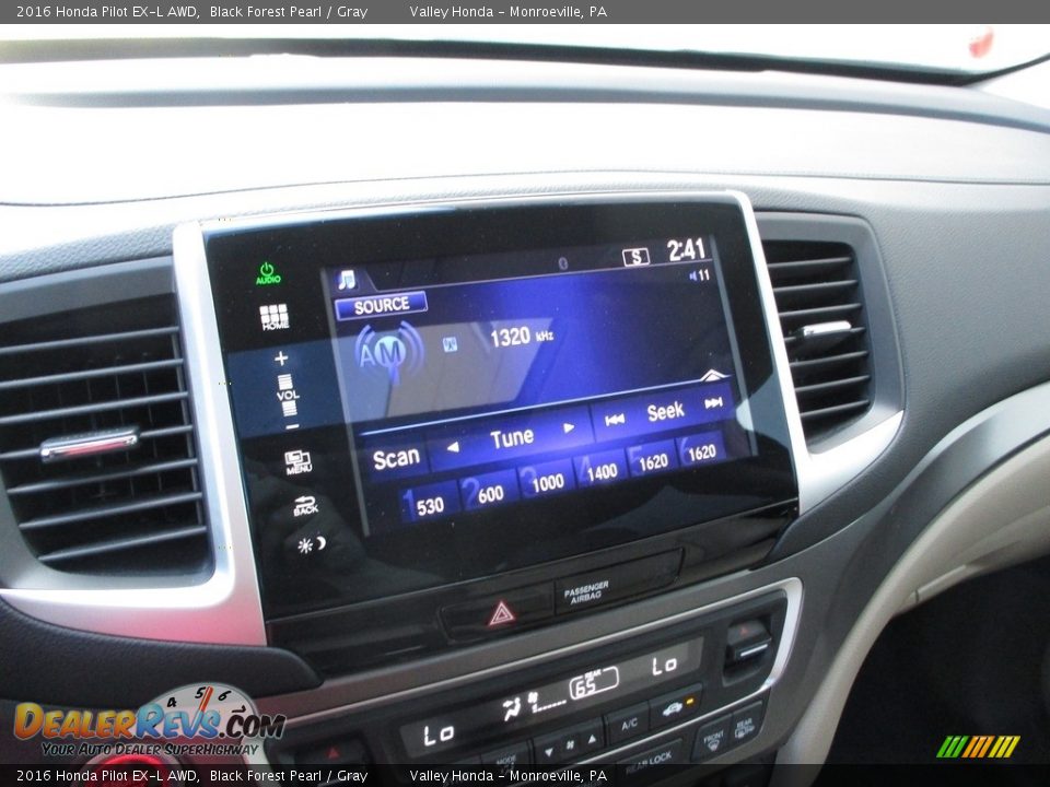 2016 Honda Pilot EX-L AWD Black Forest Pearl / Gray Photo #15