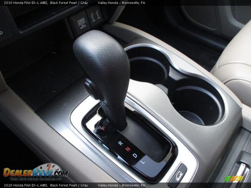 2016 Honda Pilot EX-L AWD Black Forest Pearl / Gray Photo #17