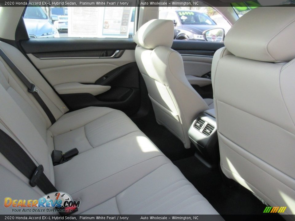 2020 Honda Accord EX-L Hybrid Sedan Platinum White Pearl / Ivory Photo #13