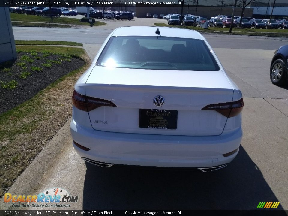 2021 Volkswagen Jetta SEL Premium Pure White / Titan Black Photo #5