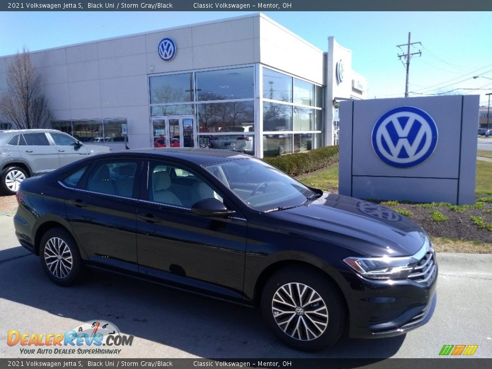 Front 3/4 View of 2021 Volkswagen Jetta S Photo #1