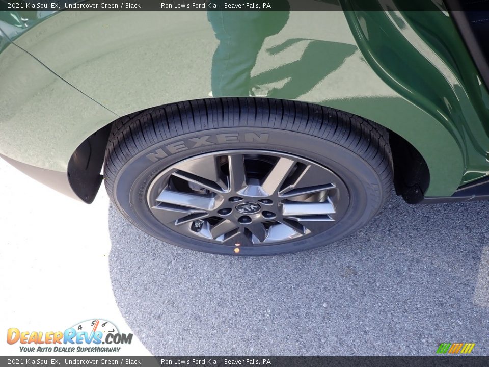2021 Kia Soul EX Undercover Green / Black Photo #9