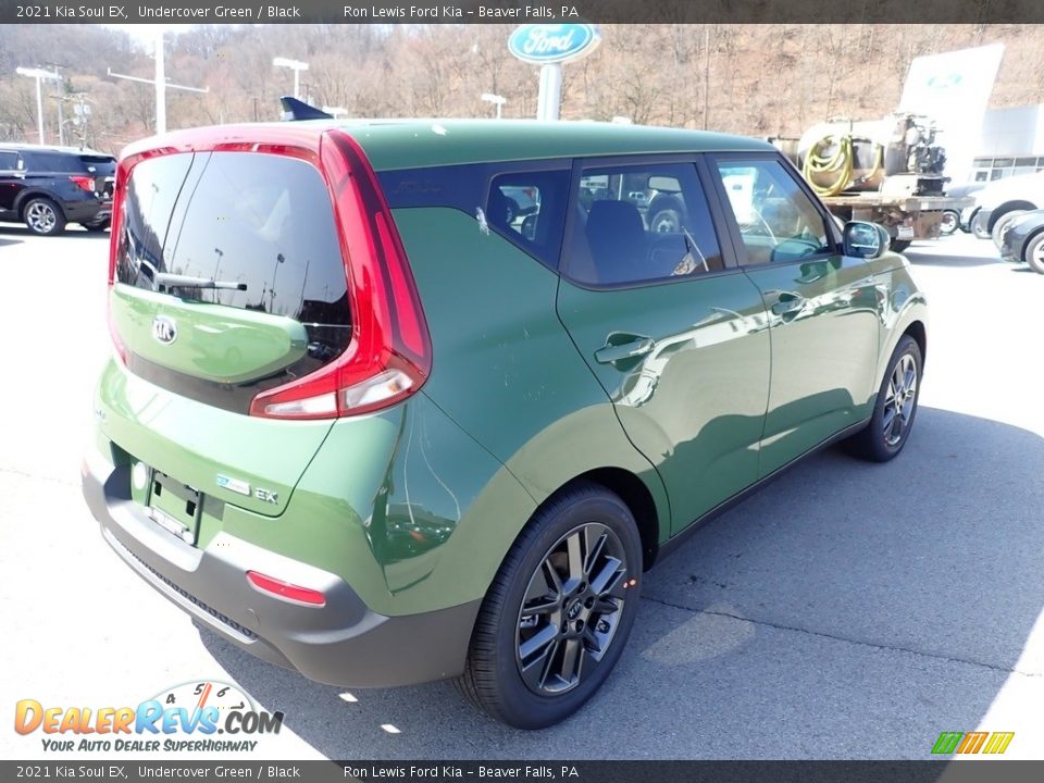 2021 Kia Soul EX Undercover Green / Black Photo #2