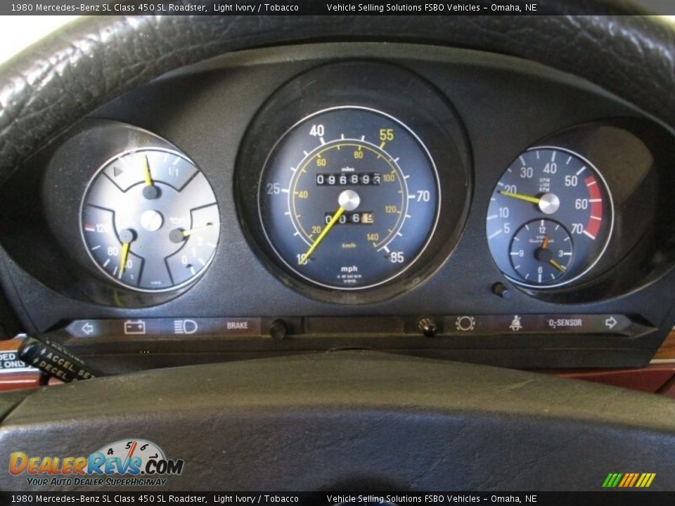 1980 Mercedes-Benz SL Class 450 SL Roadster Gauges Photo #4