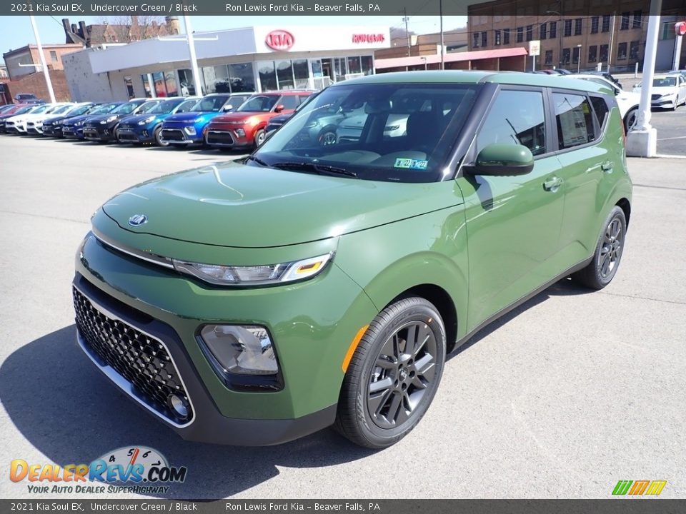 Front 3/4 View of 2021 Kia Soul EX Photo #5