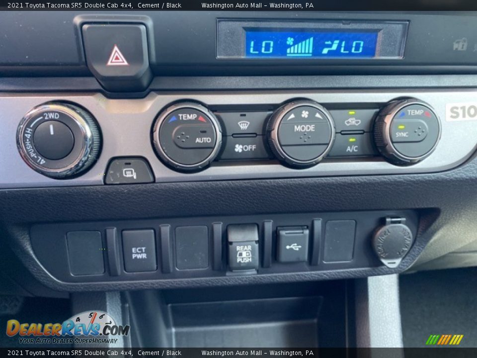 Controls of 2021 Toyota Tacoma SR5 Double Cab 4x4 Photo #16