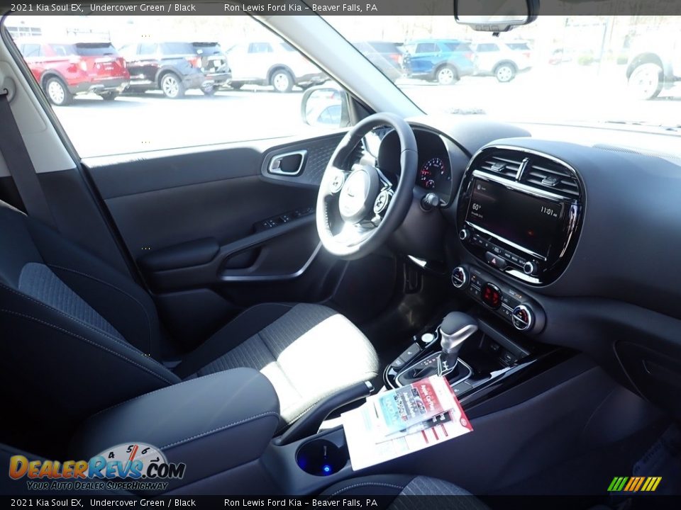 2021 Kia Soul EX Undercover Green / Black Photo #12