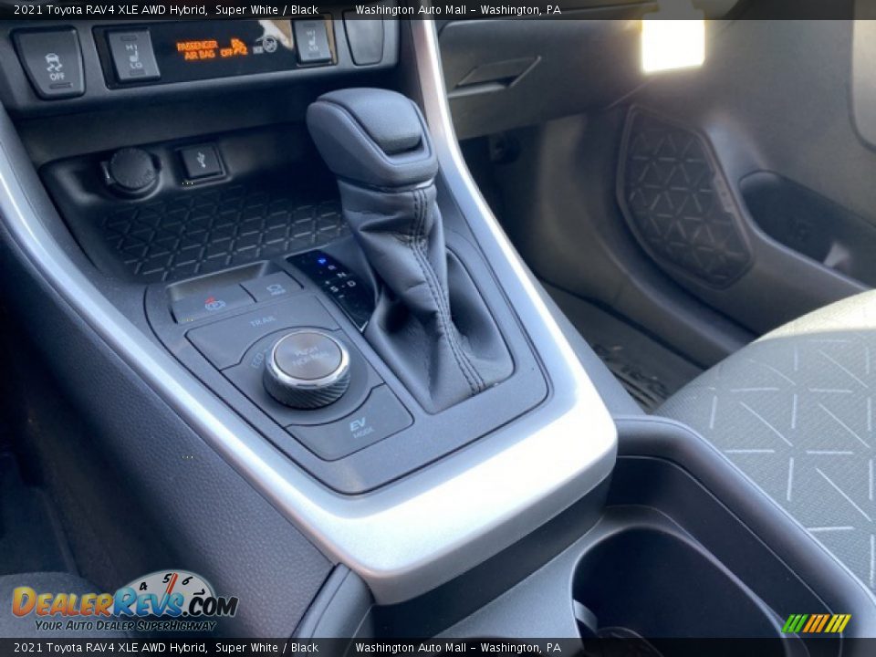 2021 Toyota RAV4 XLE AWD Hybrid Shifter Photo #5