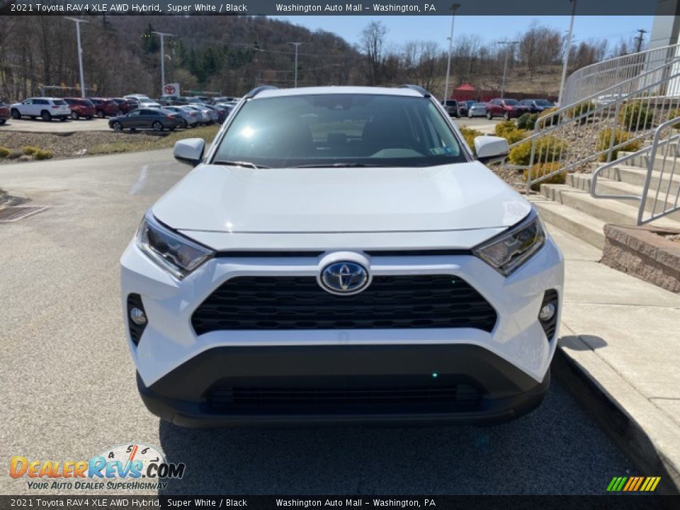 2021 Toyota RAV4 XLE AWD Hybrid Super White / Black Photo #12