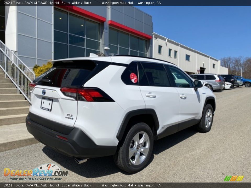 2021 Toyota RAV4 XLE AWD Hybrid Super White / Black Photo #15