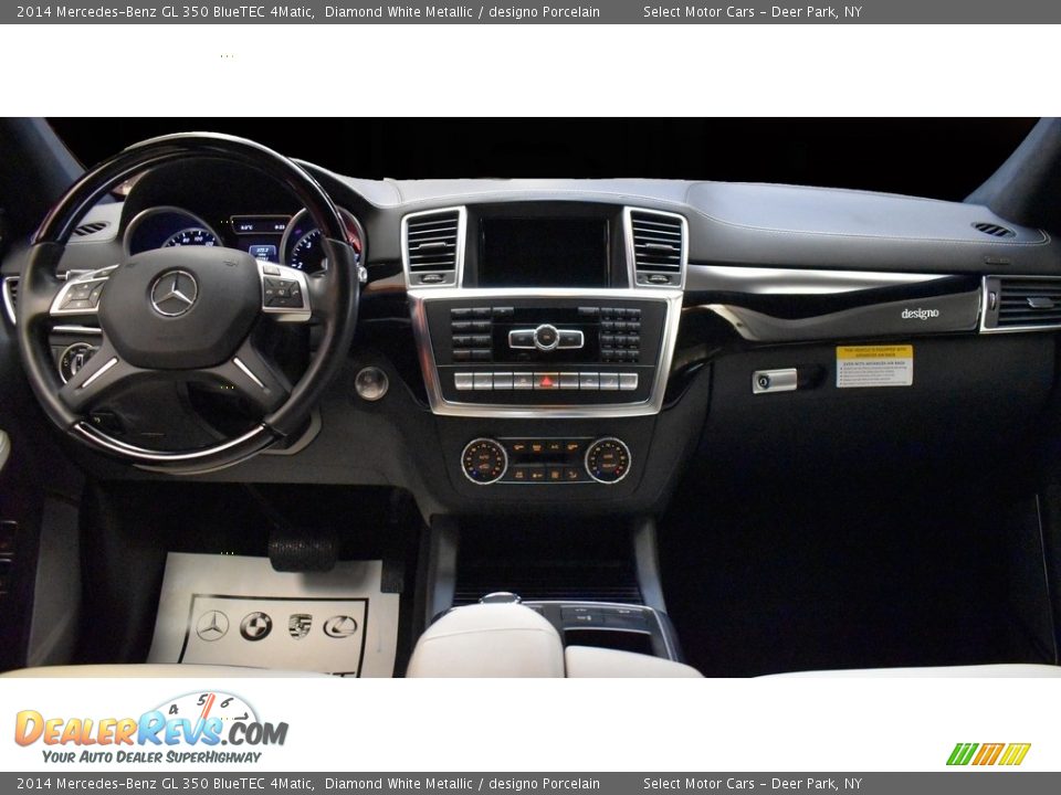Dashboard of 2014 Mercedes-Benz GL 350 BlueTEC 4Matic Photo #23