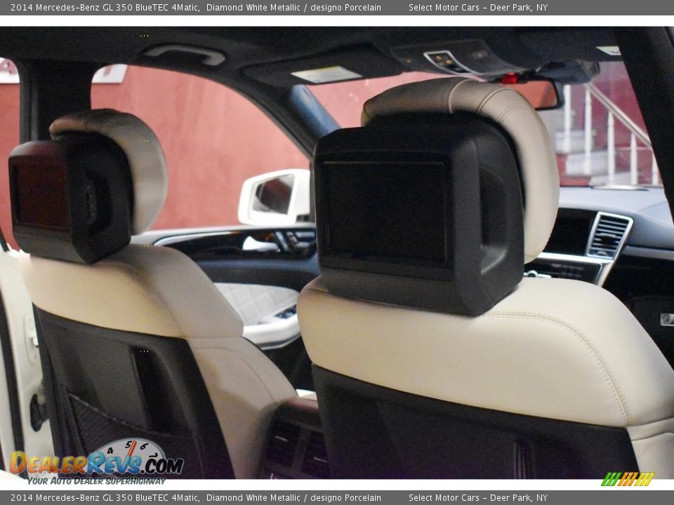 Audio System of 2014 Mercedes-Benz GL 350 BlueTEC 4Matic Photo #24