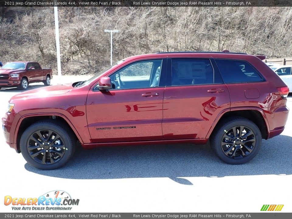 2021 Jeep Grand Cherokee Laredo 4x4 Velvet Red Pearl / Black Photo #2