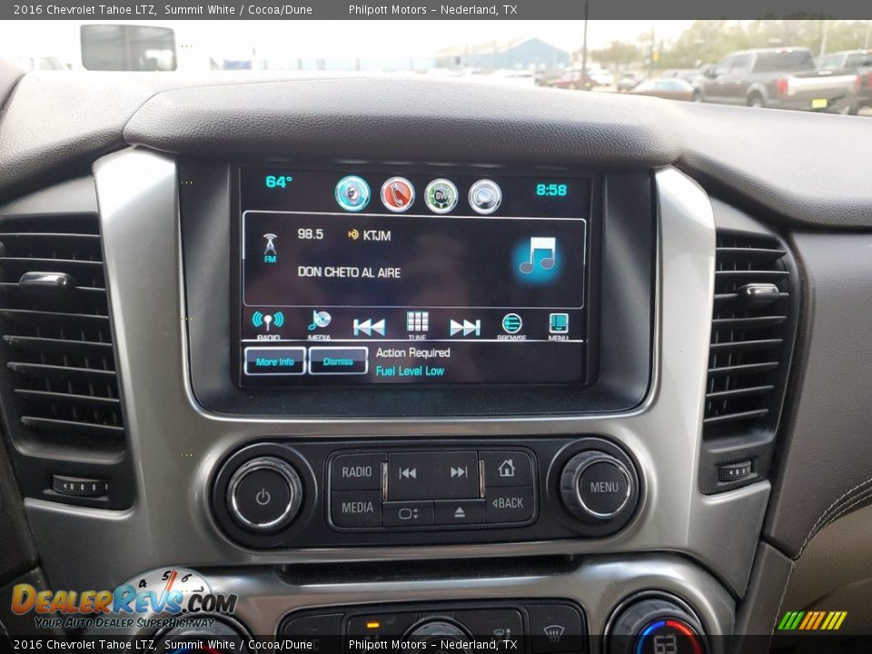 Controls of 2016 Chevrolet Tahoe LTZ Photo #19