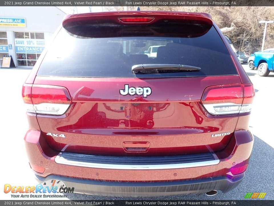 2021 Jeep Grand Cherokee Limited 4x4 Velvet Red Pearl / Black Photo #4