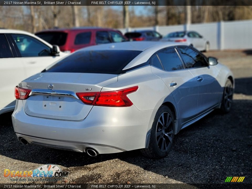 2017 Nissan Maxima SV Brilliant Silver / Charcoal Photo #4