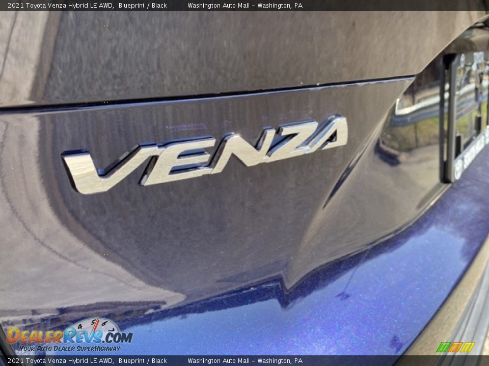 2021 Toyota Venza Hybrid LE AWD Blueprint / Black Photo #22
