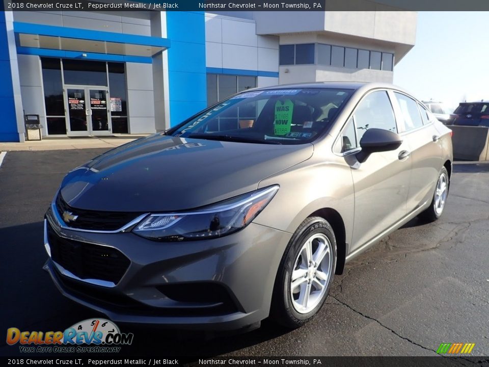 2018 Chevrolet Cruze LT Pepperdust Metallic / Jet Black Photo #2