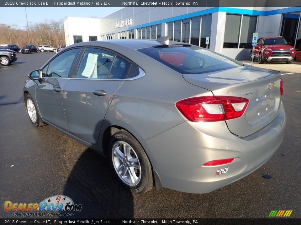 2018 Chevrolet Cruze LT Pepperdust Metallic / Jet Black Photo #4