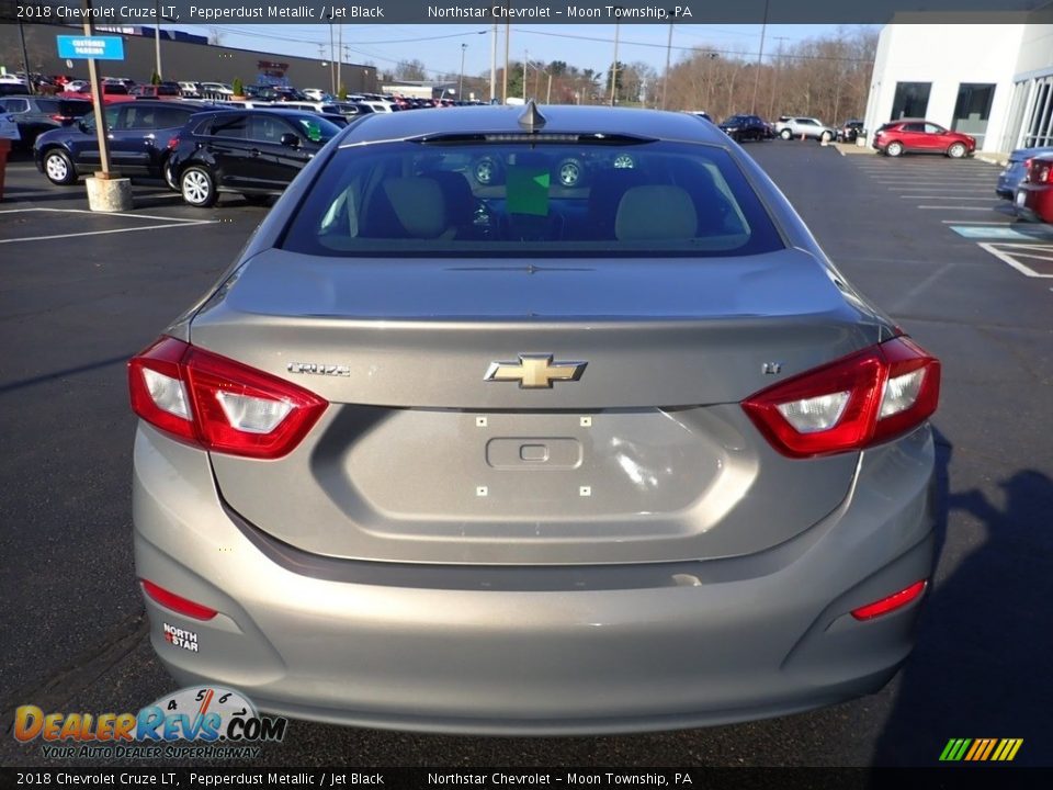 2018 Chevrolet Cruze LT Pepperdust Metallic / Jet Black Photo #6