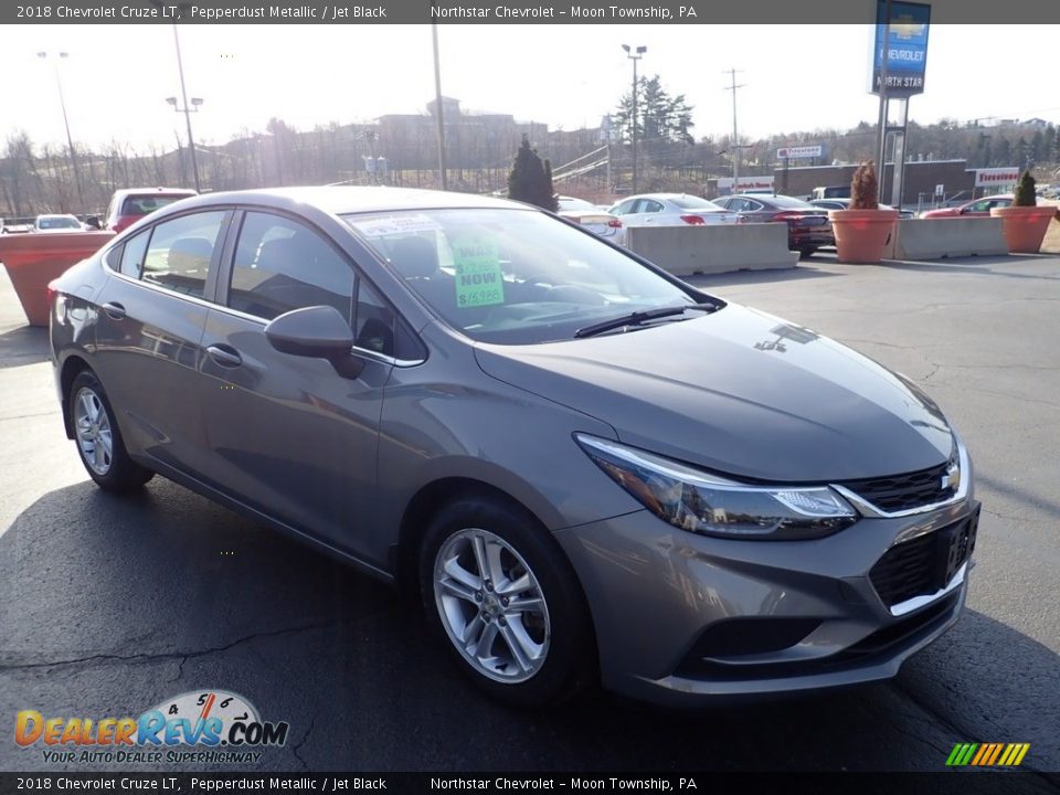 2018 Chevrolet Cruze LT Pepperdust Metallic / Jet Black Photo #11