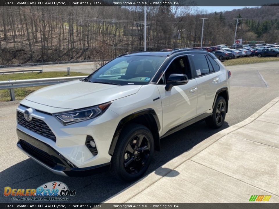 2021 Toyota RAV4 XLE AWD Hybrid Super White / Black Photo #13