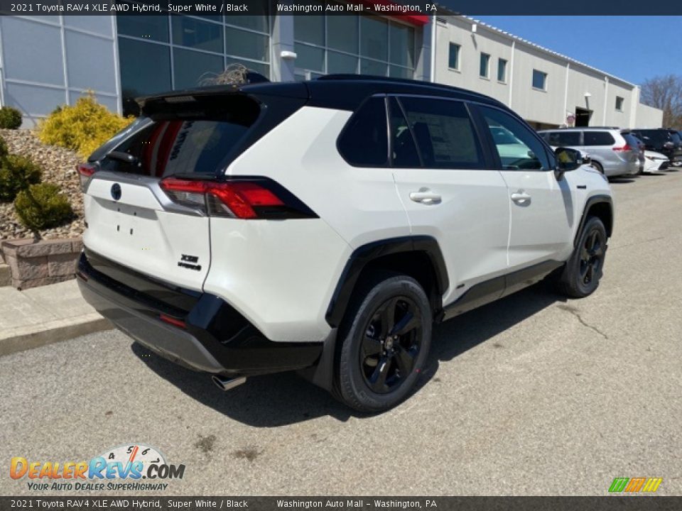 2021 Toyota RAV4 XLE AWD Hybrid Super White / Black Photo #14