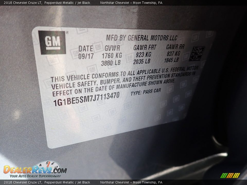 2018 Chevrolet Cruze LT Pepperdust Metallic / Jet Black Photo #28
