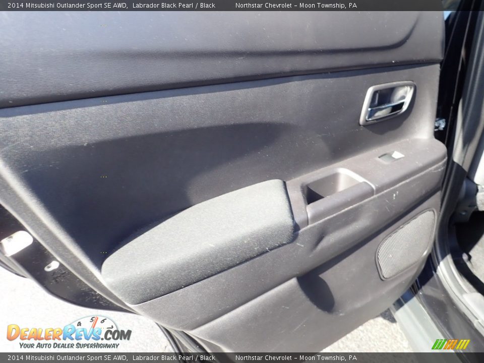 Door Panel of 2014 Mitsubishi Outlander Sport SE AWD Photo #23