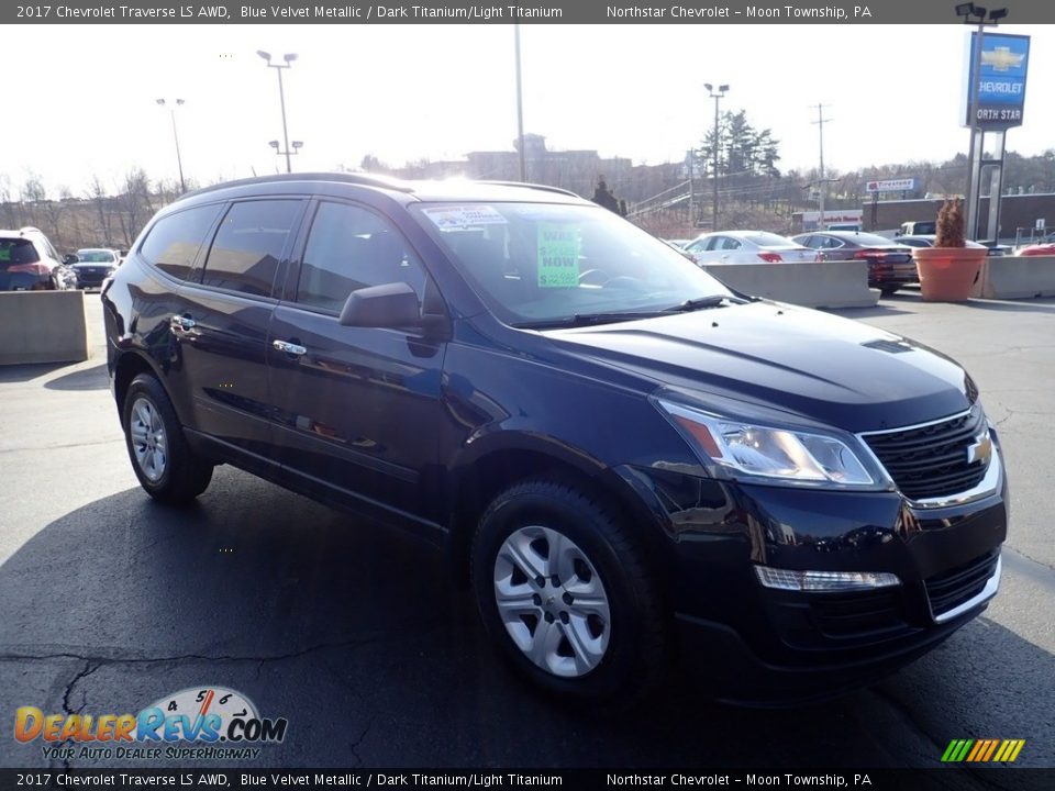 2017 Chevrolet Traverse LS AWD Blue Velvet Metallic / Dark Titanium/Light Titanium Photo #11