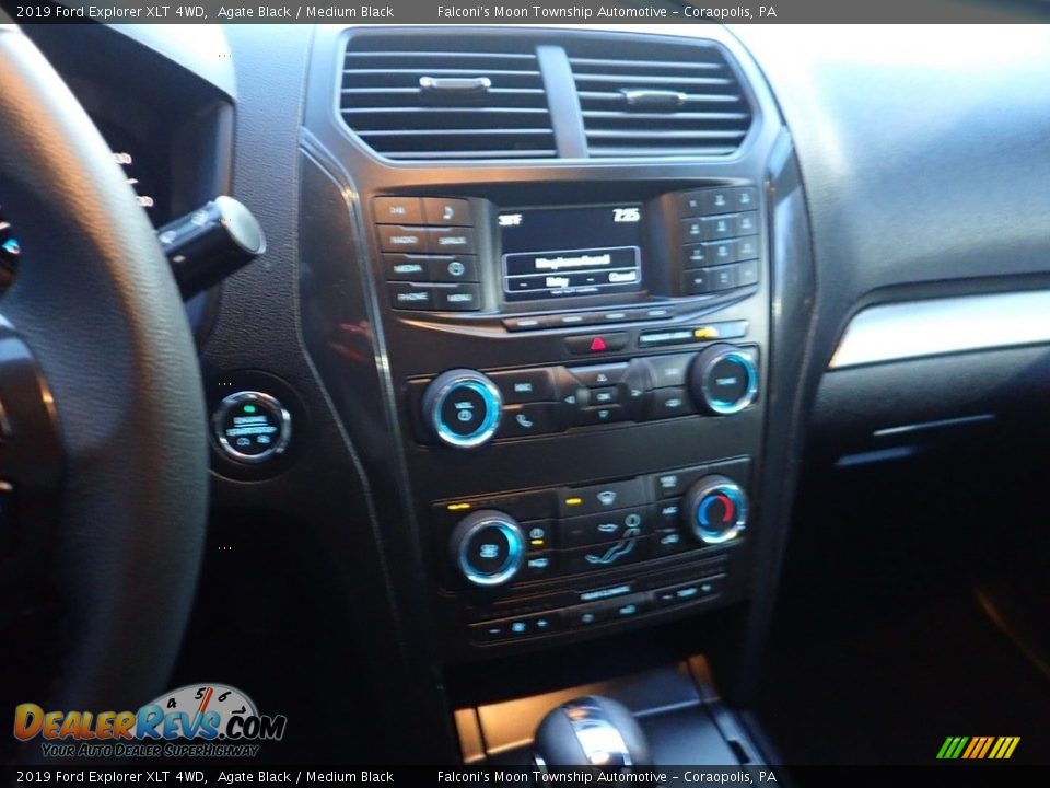 2019 Ford Explorer XLT 4WD Agate Black / Medium Black Photo #22