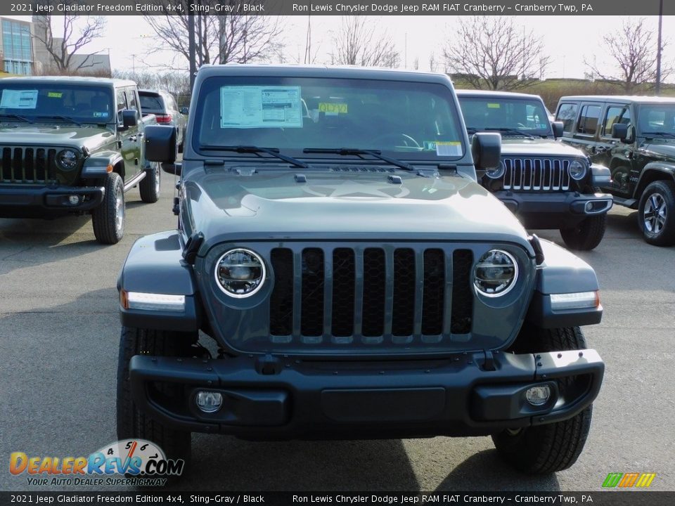 2021 Jeep Gladiator Freedom Edition 4x4 Sting-Gray / Black Photo #2