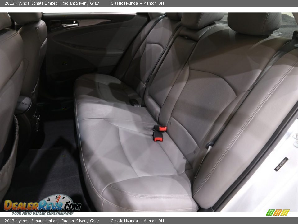 2013 Hyundai Sonata Limited Radiant Silver / Gray Photo #19