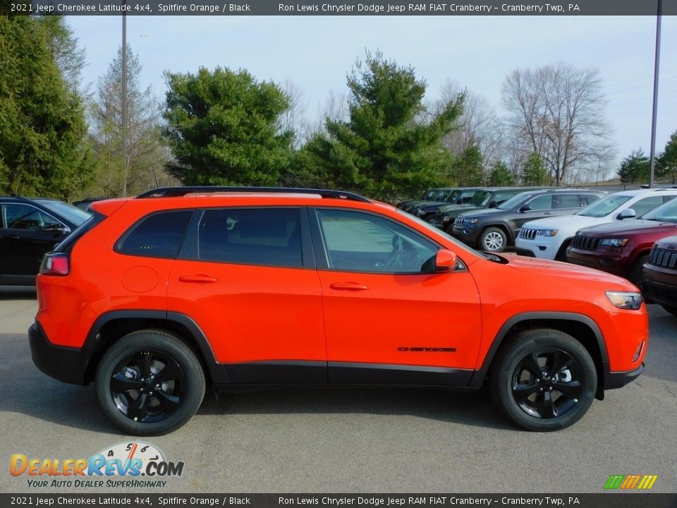 Spitfire Orange 2021 Jeep Cherokee Latitude 4x4 Photo #4