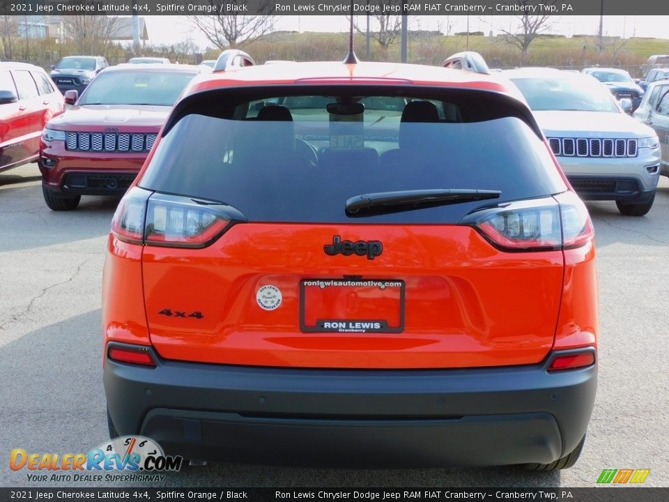 2021 Jeep Cherokee Latitude 4x4 Spitfire Orange / Black Photo #6