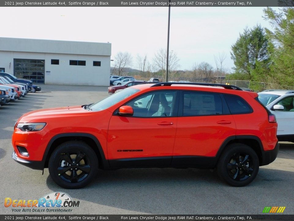 2021 Jeep Cherokee Latitude 4x4 Spitfire Orange / Black Photo #9