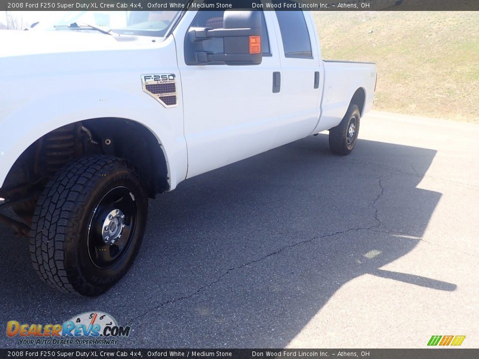 2008 Ford F250 Super Duty XL Crew Cab 4x4 Oxford White / Medium Stone Photo #9