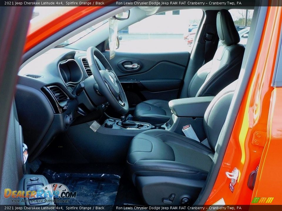 2021 Jeep Cherokee Latitude 4x4 Spitfire Orange / Black Photo #11