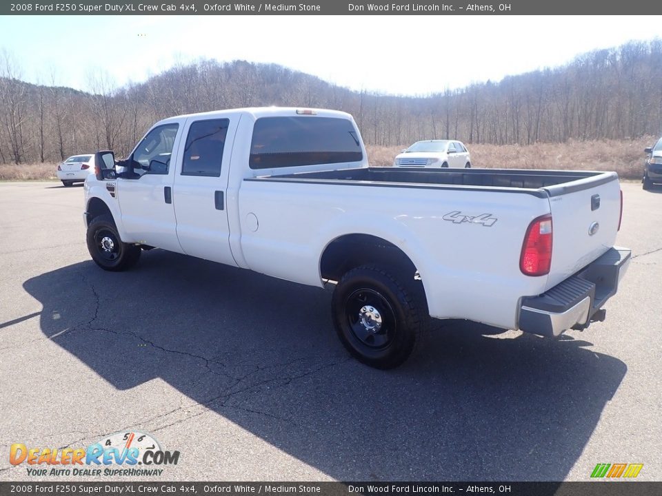 2008 Ford F250 Super Duty XL Crew Cab 4x4 Oxford White / Medium Stone Photo #11