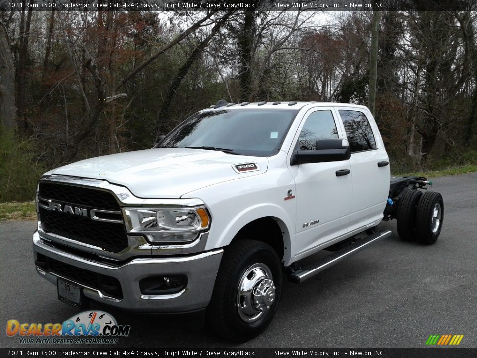 2021 Ram 3500 Tradesman Crew Cab 4x4 Chassis Bright White / Diesel Gray/Black Photo #2