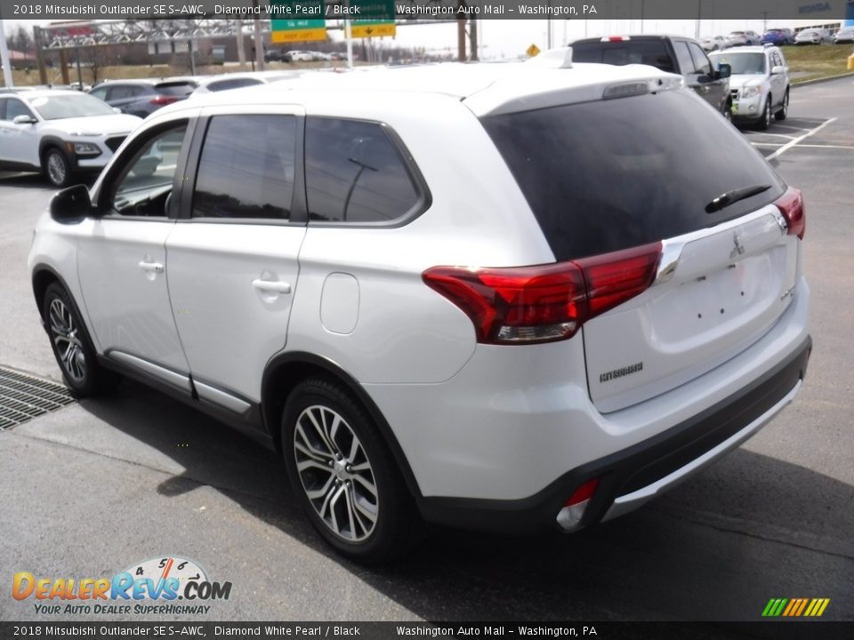 2018 Mitsubishi Outlander SE S-AWC Diamond White Pearl / Black Photo #6