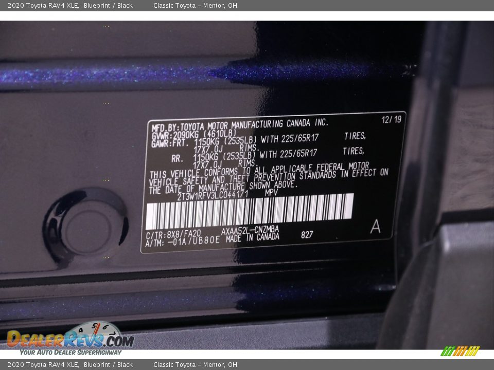 2020 Toyota RAV4 XLE Blueprint / Black Photo #18