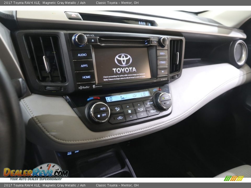 2017 Toyota RAV4 XLE Magnetic Gray Metallic / Ash Photo #9