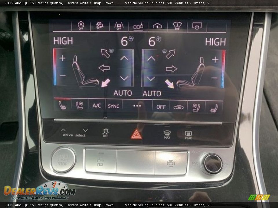 Controls of 2019 Audi Q8 55 Prestige quattro Photo #22