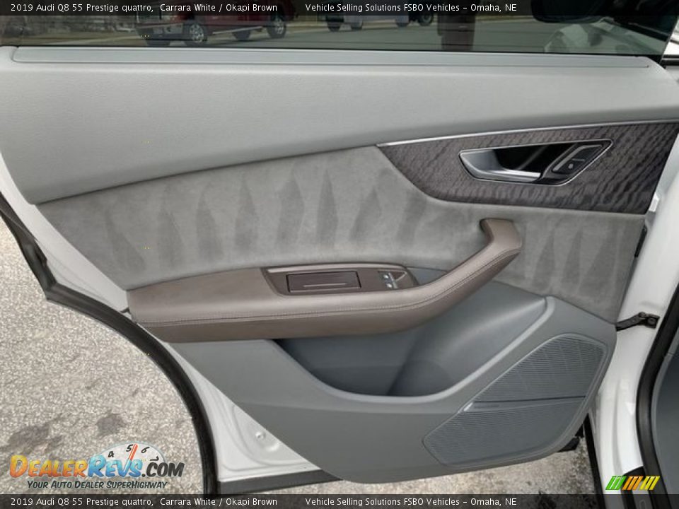 Door Panel of 2019 Audi Q8 55 Prestige quattro Photo #30