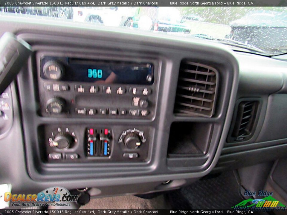 2005 Chevrolet Silverado 1500 LS Regular Cab 4x4 Dark Gray Metallic / Dark Charcoal Photo #17