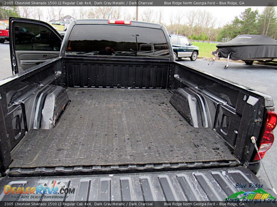 2005 Chevrolet Silverado 1500 LS Regular Cab 4x4 Dark Gray Metallic / Dark Charcoal Photo #20