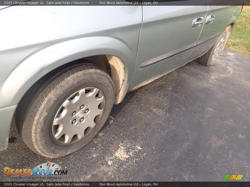 2003 Chrysler Voyager LX Satin Jade Pearl / Sandstone Photo #6