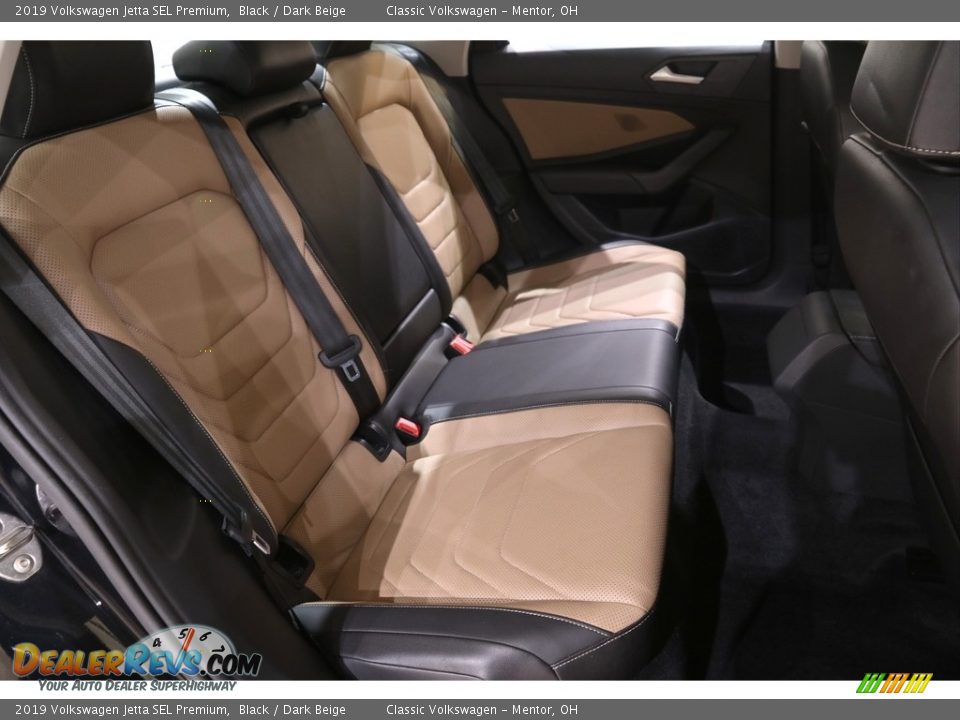 2019 Volkswagen Jetta SEL Premium Black / Dark Beige Photo #16