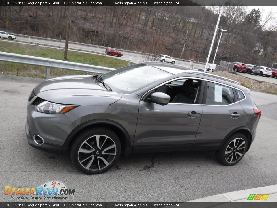 2018 Nissan Rogue Sport SL AWD Gun Metallic / Charcoal Photo #10